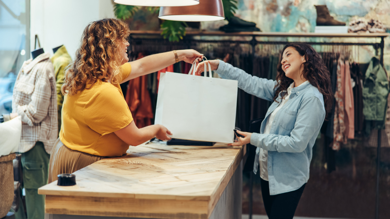 Retail Management and Consumer Experience